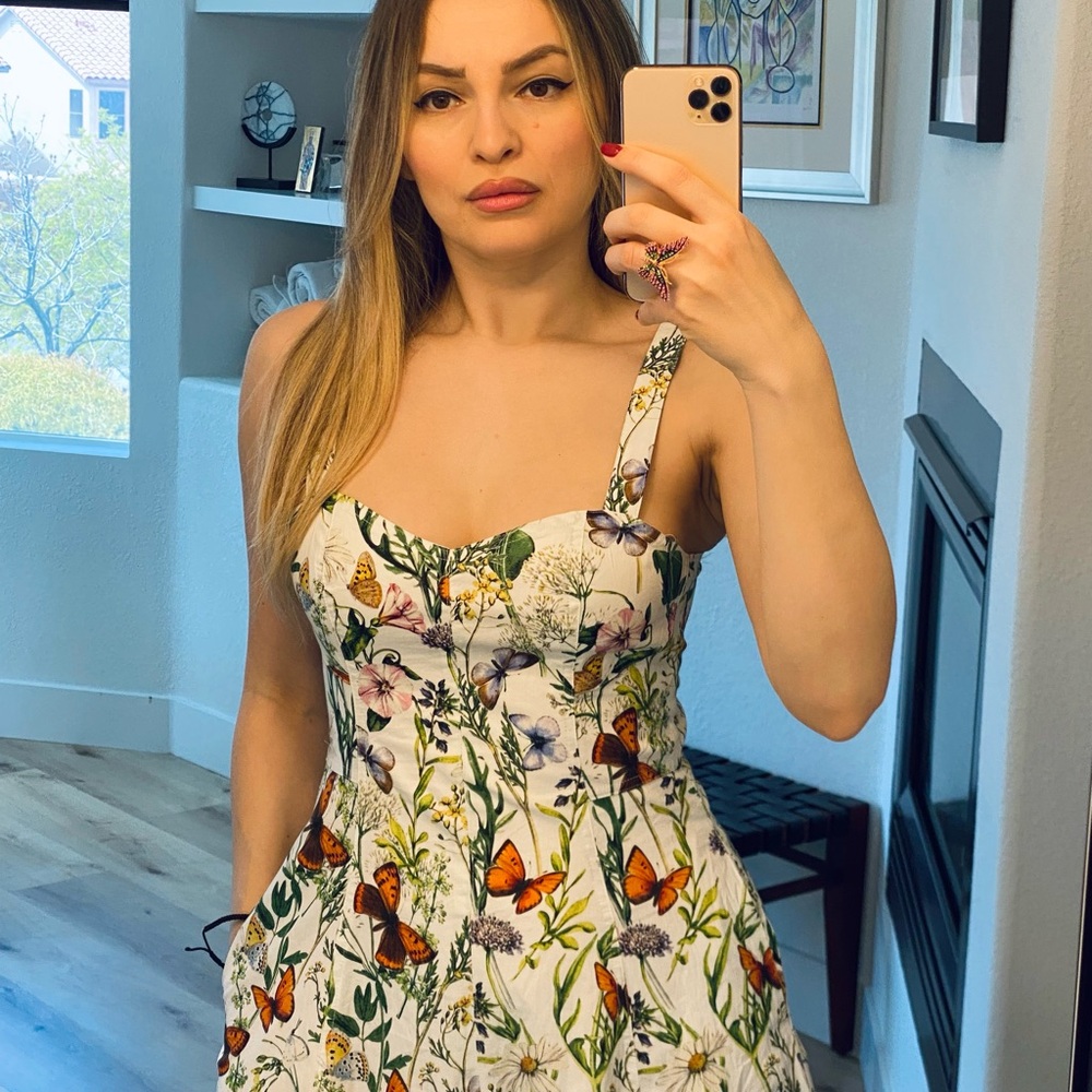 Avec Les Filles Colorful Sweetheart Midi Dress With Flowers And Butterflies - Picture 3 of 4